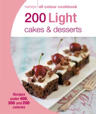 Hamlyn All Colour Cookery: 200 Light Cakes & Desserts